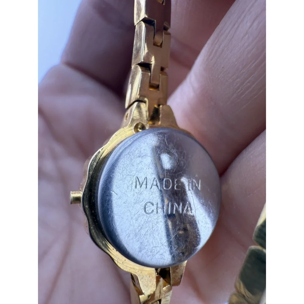 Vintage Digital Watch Woman Gold Tone 6.5